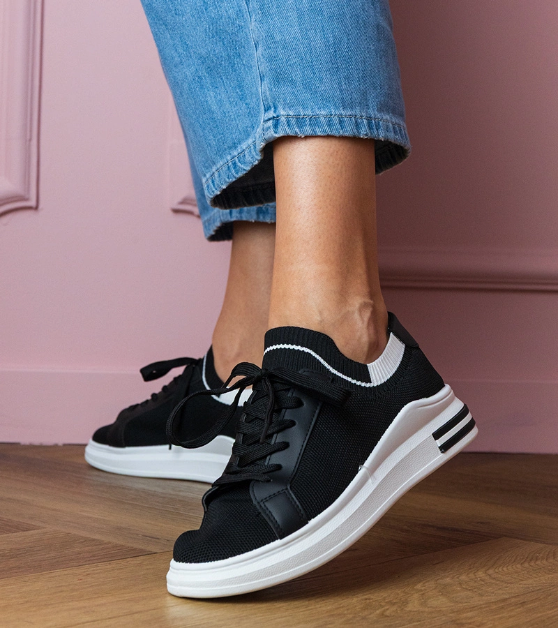 Tenisi negri de damă pe platformă cu șireturi Selinda