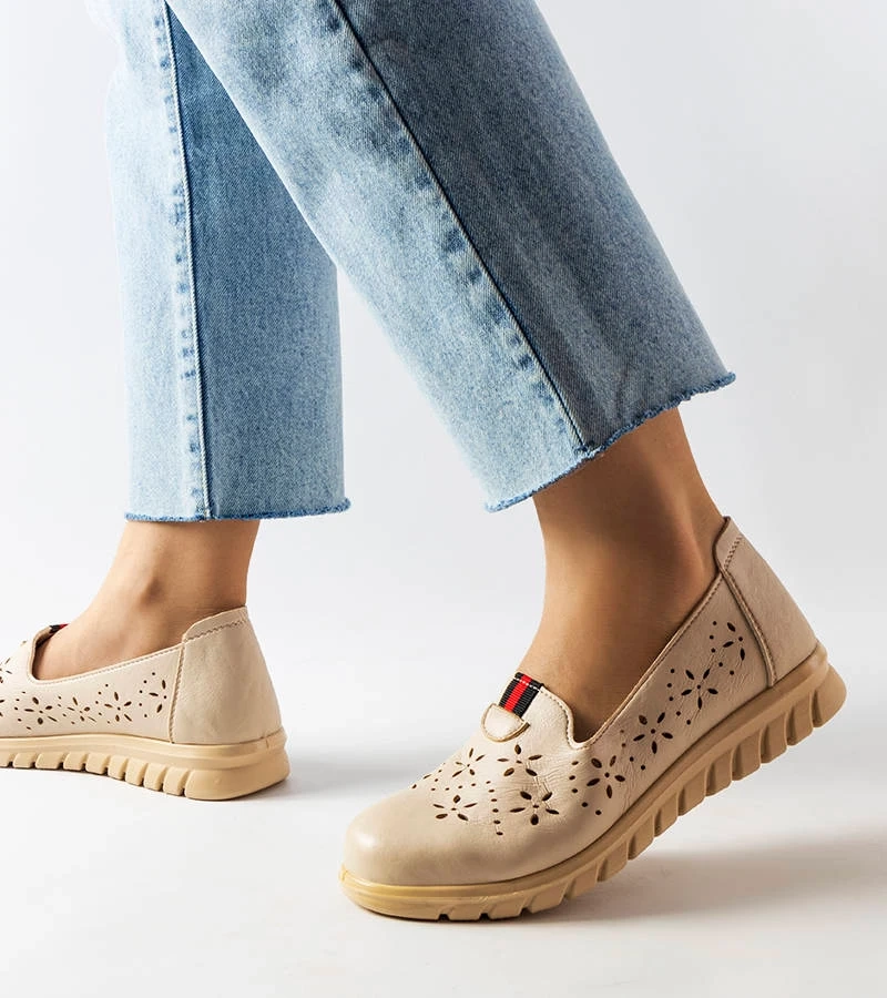 Joli mocasini ușori bej