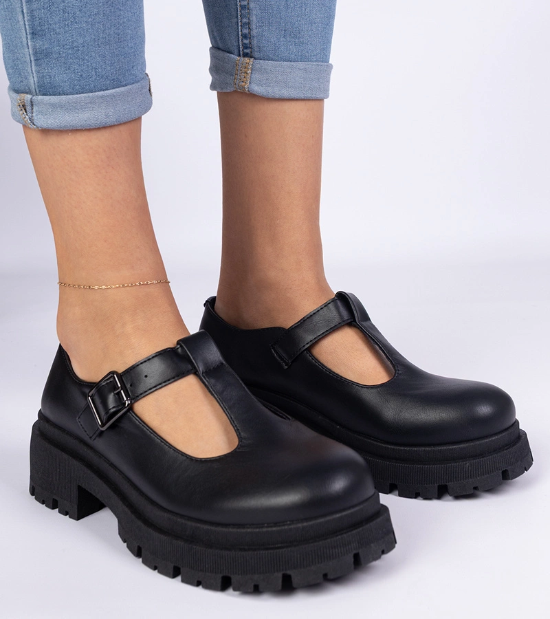 Pantofi negri pe platformă din piele ecologică Belever