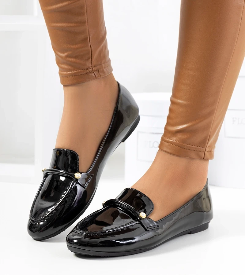 Mocasini negri lăcuiți Poppy