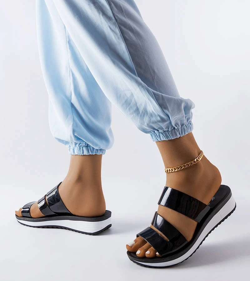 Șlapi de laker negru de Tilde