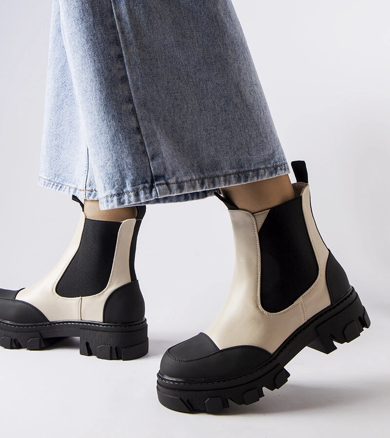 Sibyla - cizme slip-on bej și negru