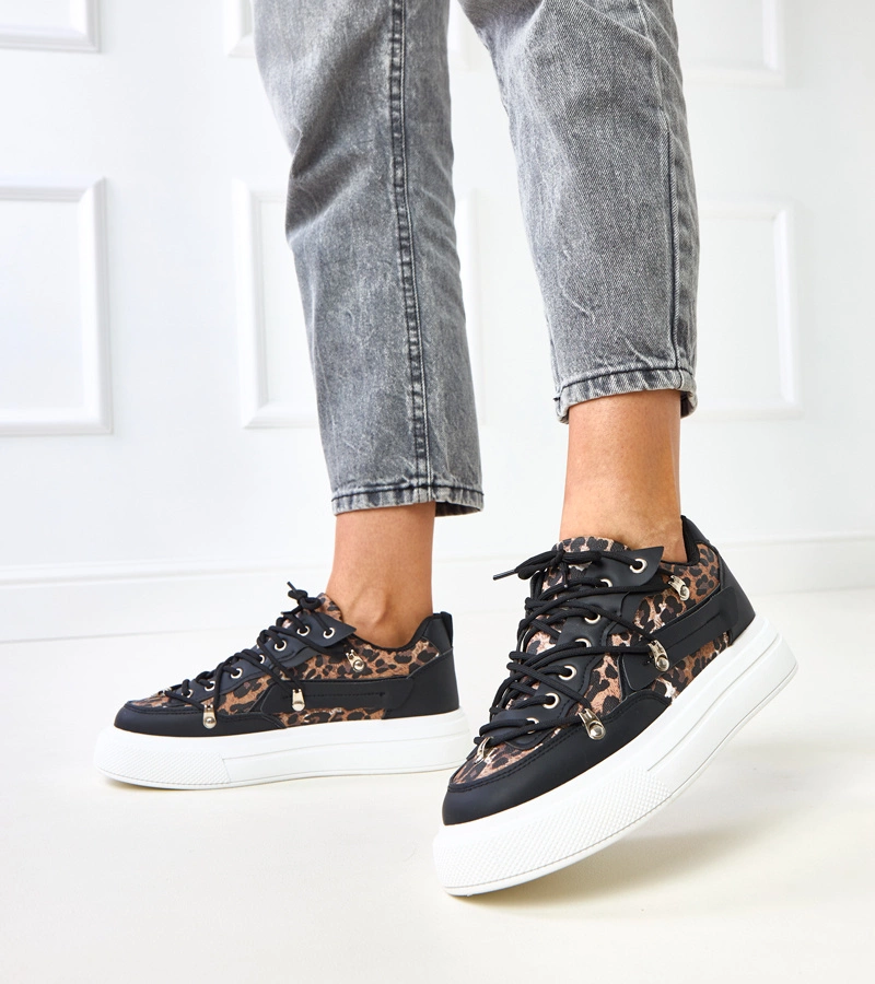 Adidași alb-negru pe platformă cu motiv leopard Felizia