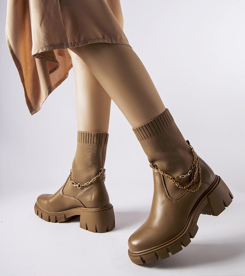 Cizme maro cu partea superioară elastică de Naser