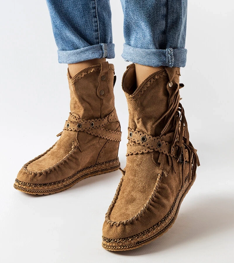 Teodata cizme maro închis pe tocuri