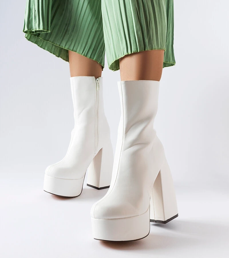 Cizme înalte Baratti albe cu toc stiletto