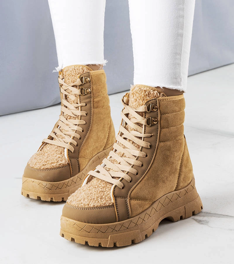 Cizme izolate maro Isaias