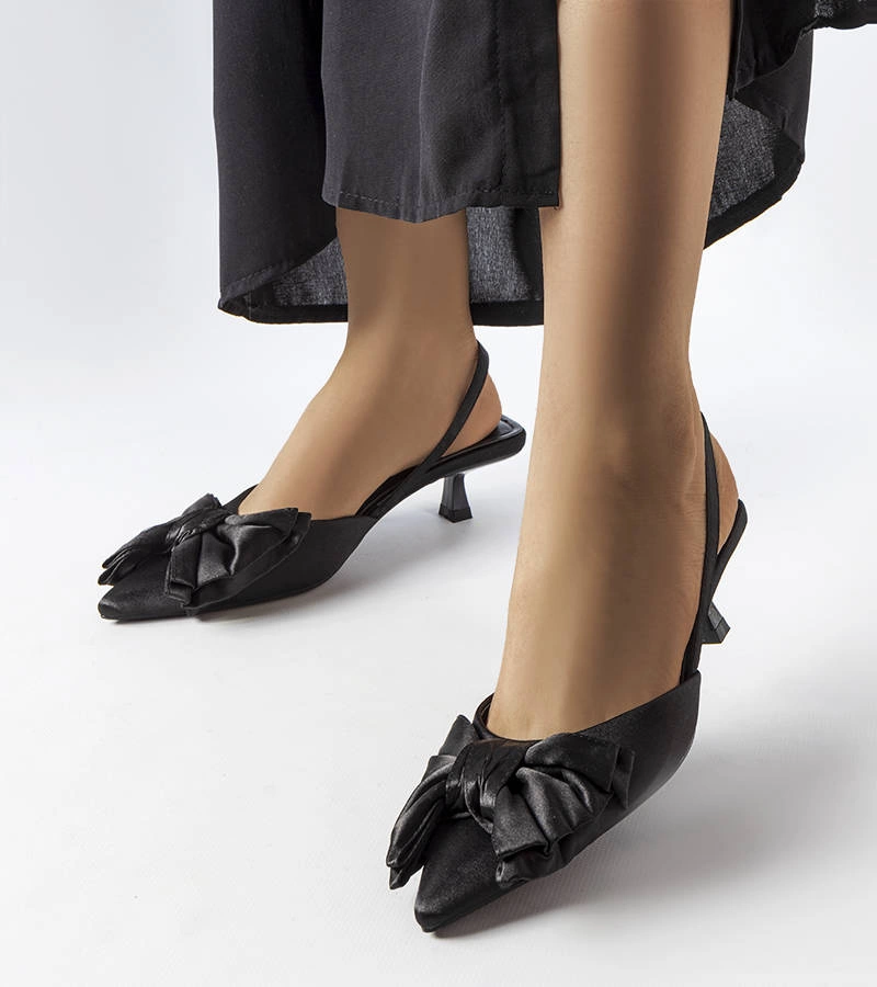 Stilettos negri cu fundiță Burlington