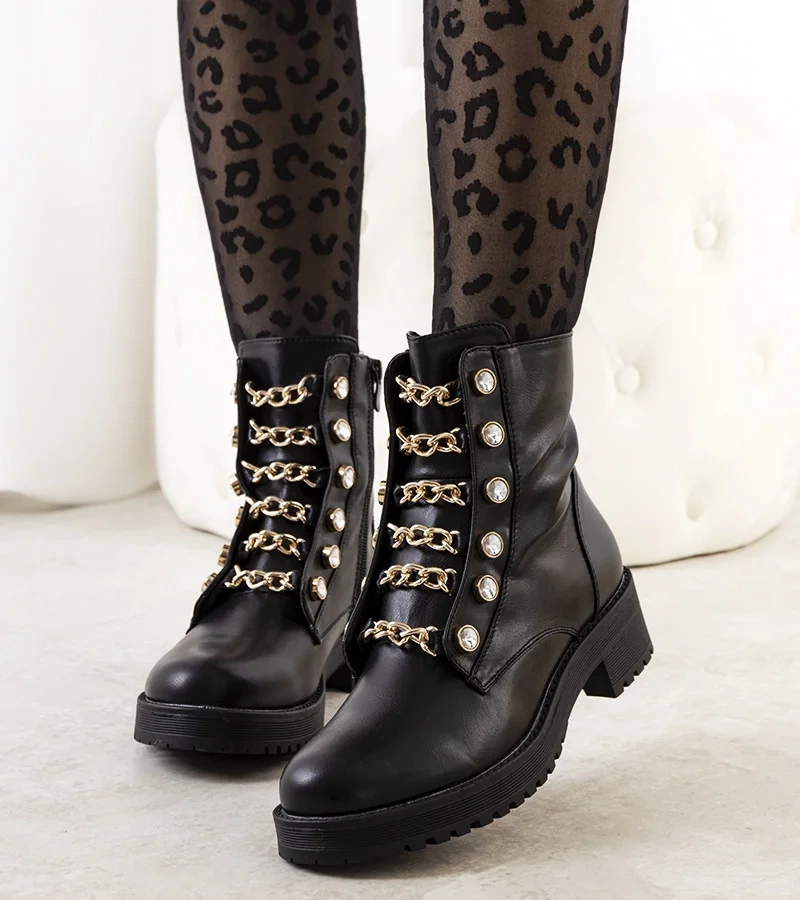 Capcane Curiel negru