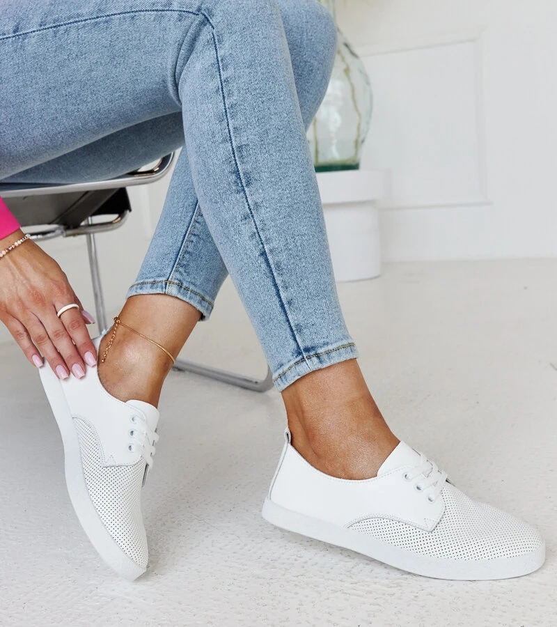 Teniși clasici albi din piele Radwa