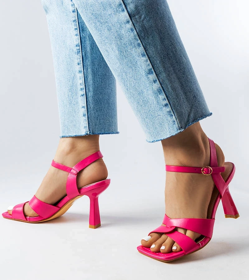 Sandale stiletto cu barete roz Carolina