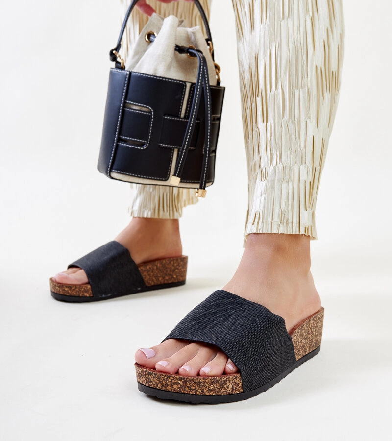 Pantofi de tip saboți negri pe platformă de plută Naifene