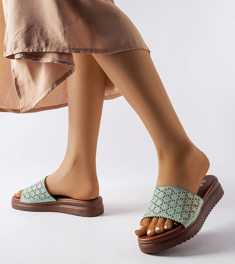 Șlapi verzi traforați cu zirconiu Irvine