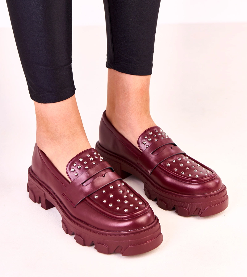 Mocasini damă bordo decorați cu ținte Memolis