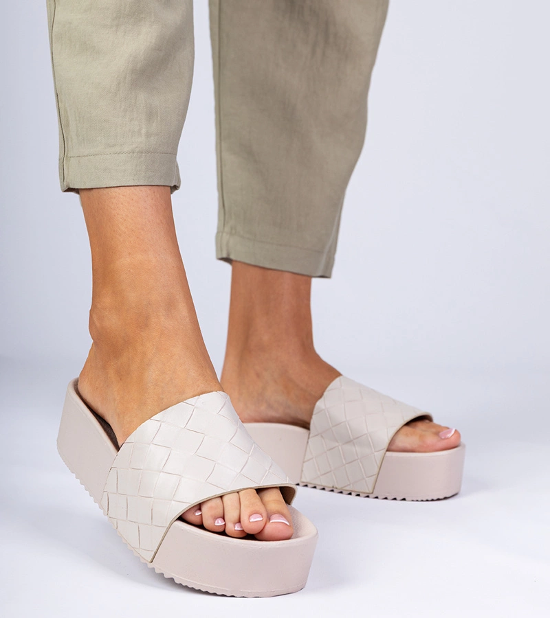 Papuci bej cu imprimeu Kelisa