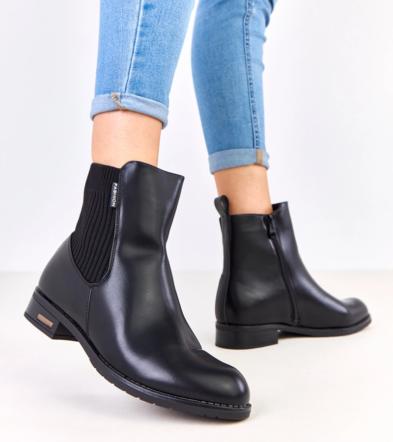 Botine negre cu talpă joasă cu inserție elastică Gres