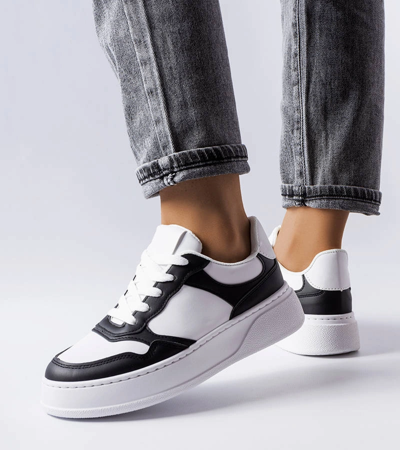 Pantofi negri și albi pe o talpă mai groasă Baron