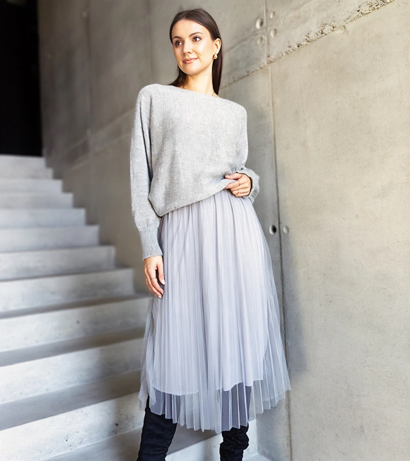 „Compleu gri cu pulover și rochie din tulle Sorenla”