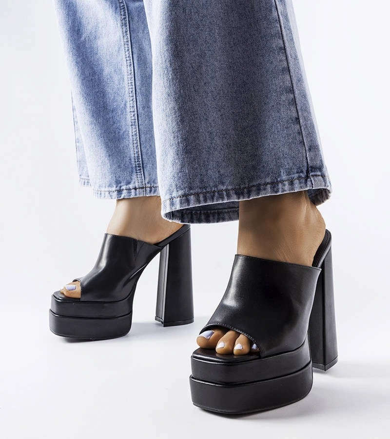 Șlapi negri Mertzon cu stiletto înalt