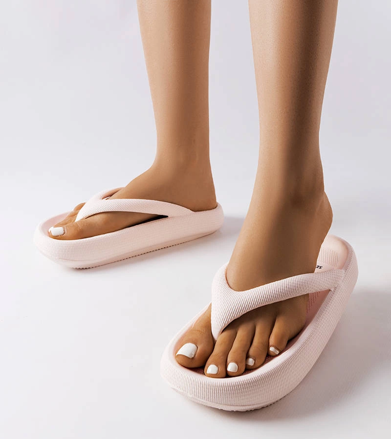 Șlapi solizi bej Modesto