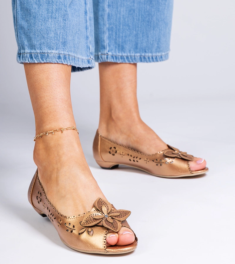 Balerini aurii decupați cu vârf deschis Ursull