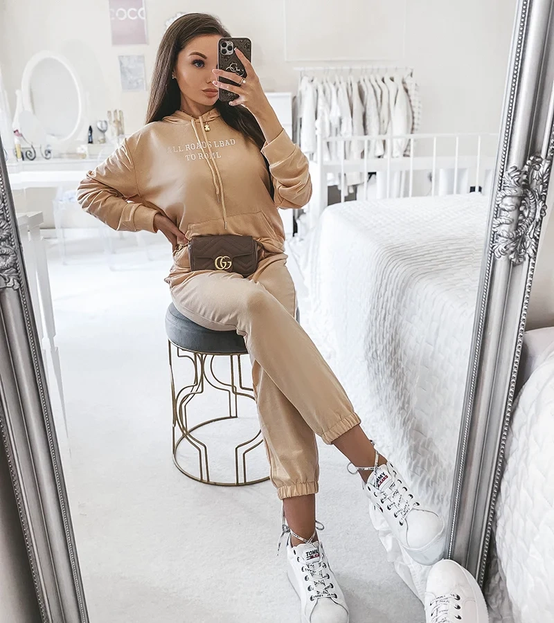 Set bej din 2 piese cu glugă Alcide