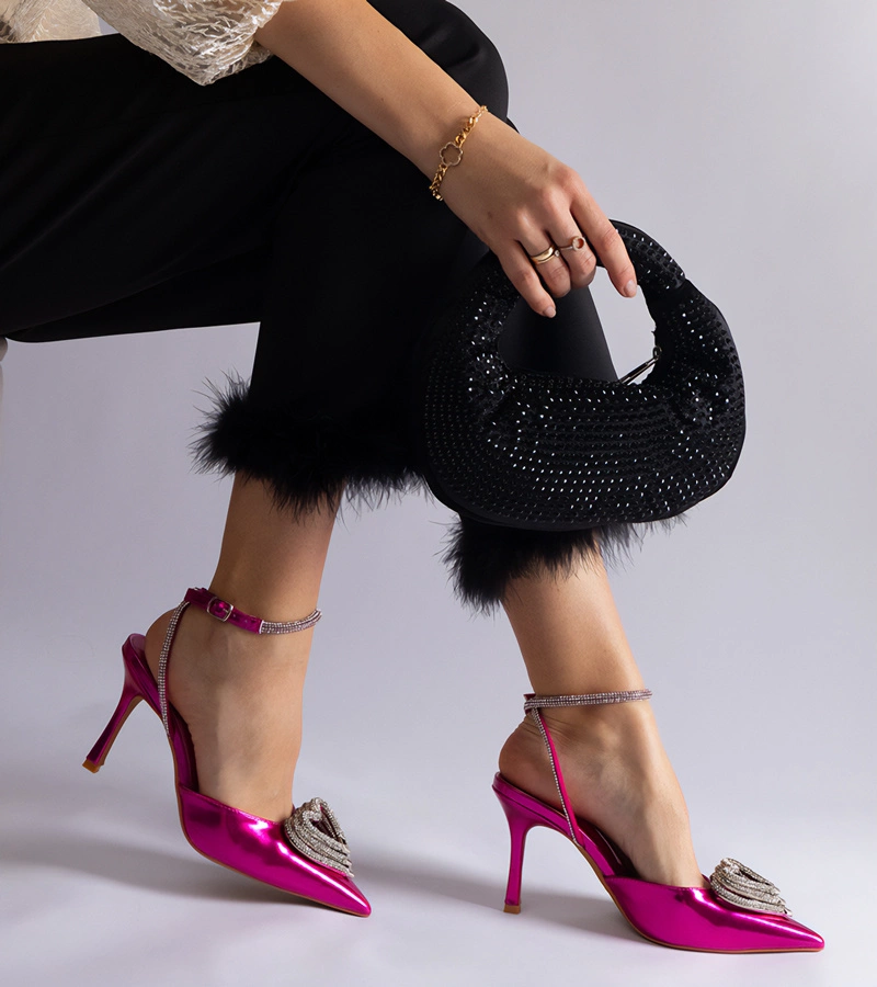 Pantofi roz cu toc cui cu călcâi decupat decorați cu zirconii Isoda