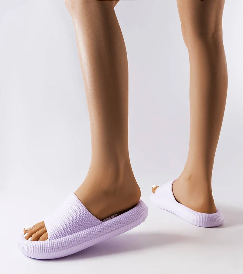 Șlapii de spumă mov Glen