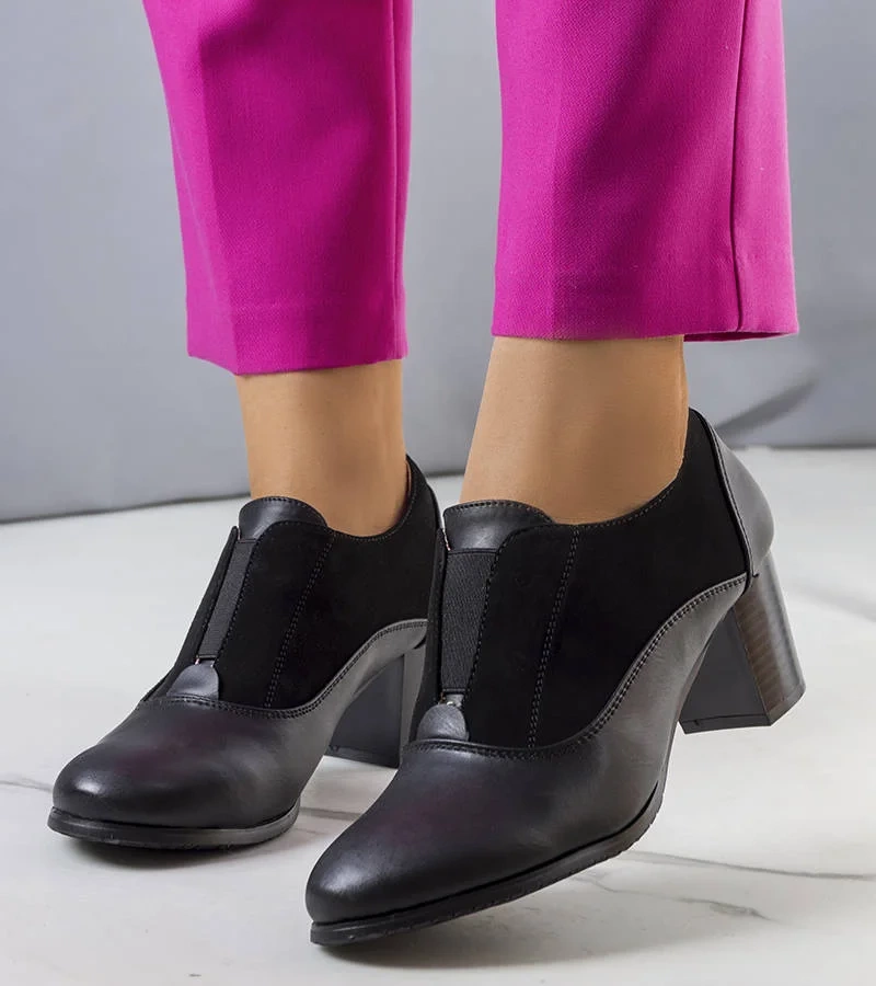 Tocuri stiletto Corder negre