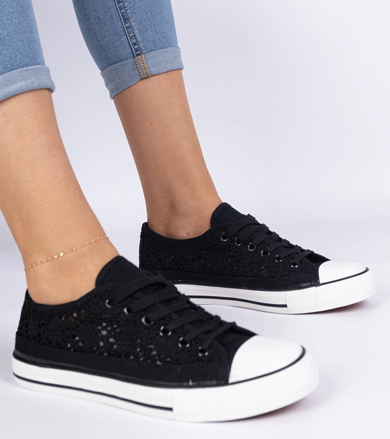 Pantofi sport negri de damă perforați Saha