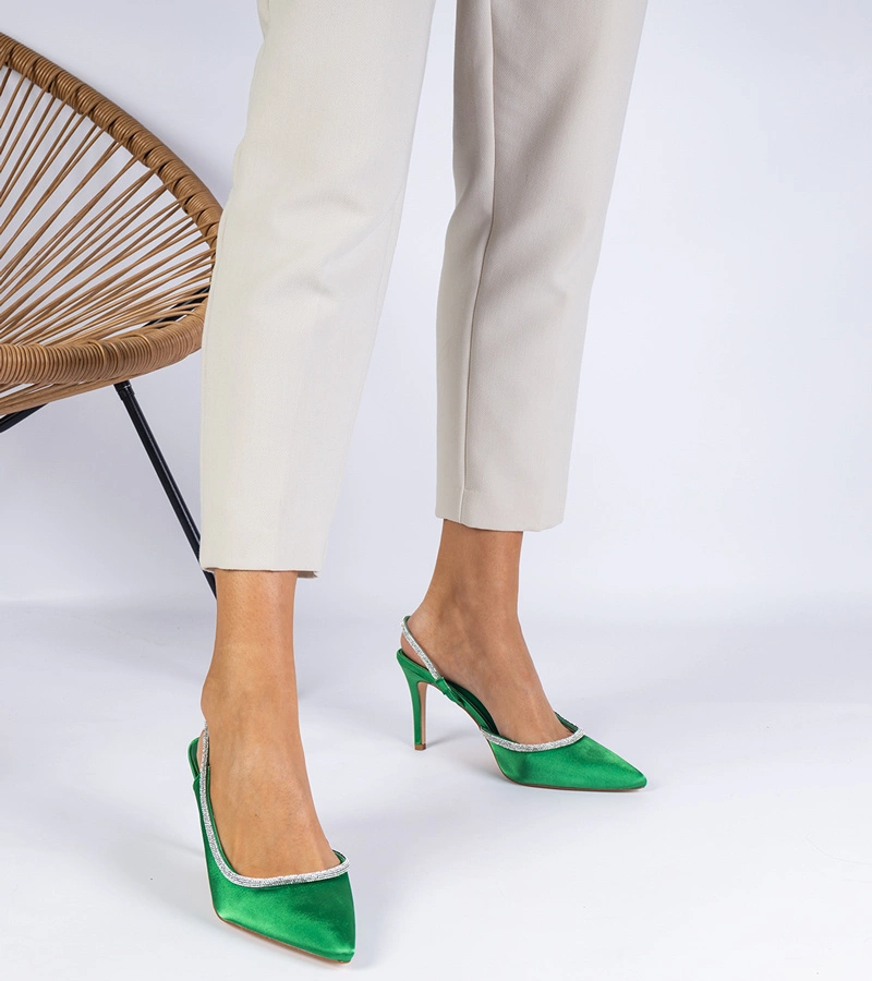 Pantofi verzi din satin cu toc, cu pietre strălucitoare și călcâi deschis Mrozzi
