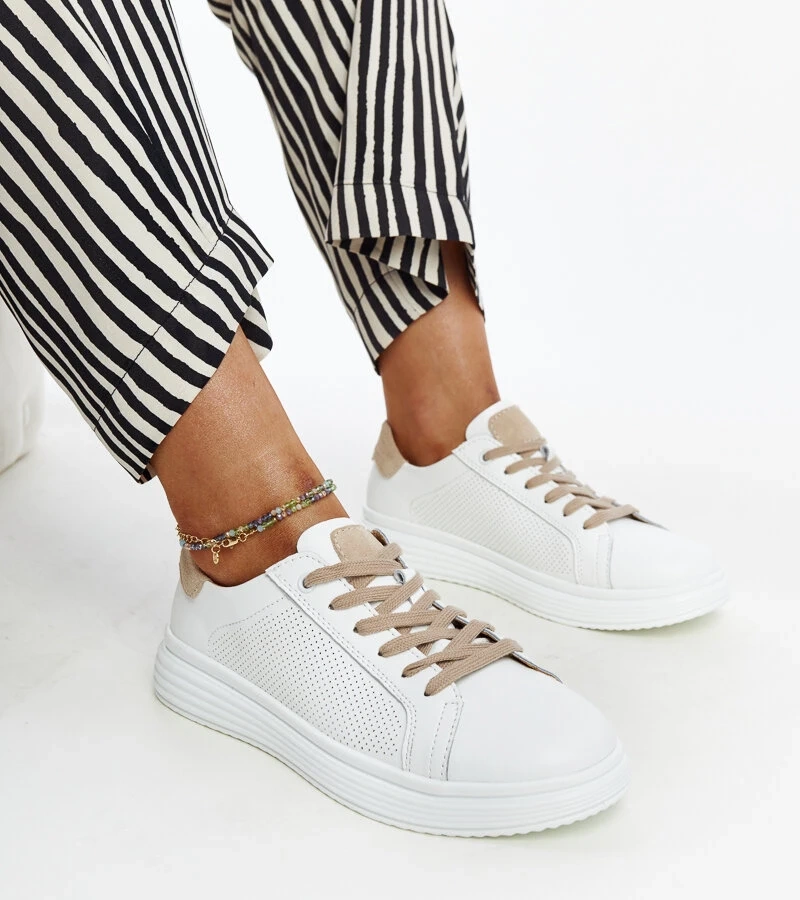 Teniși de piele albi și bej Bishara