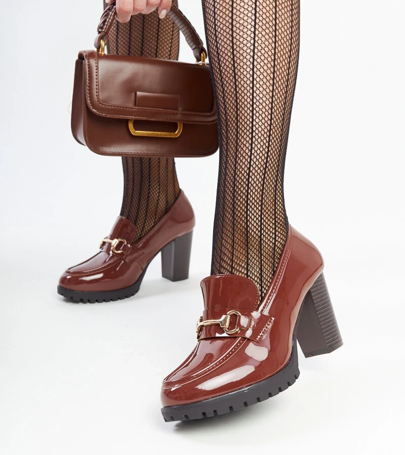 Pantofi cu toc Giacoma, lacuiti, de culoare maro