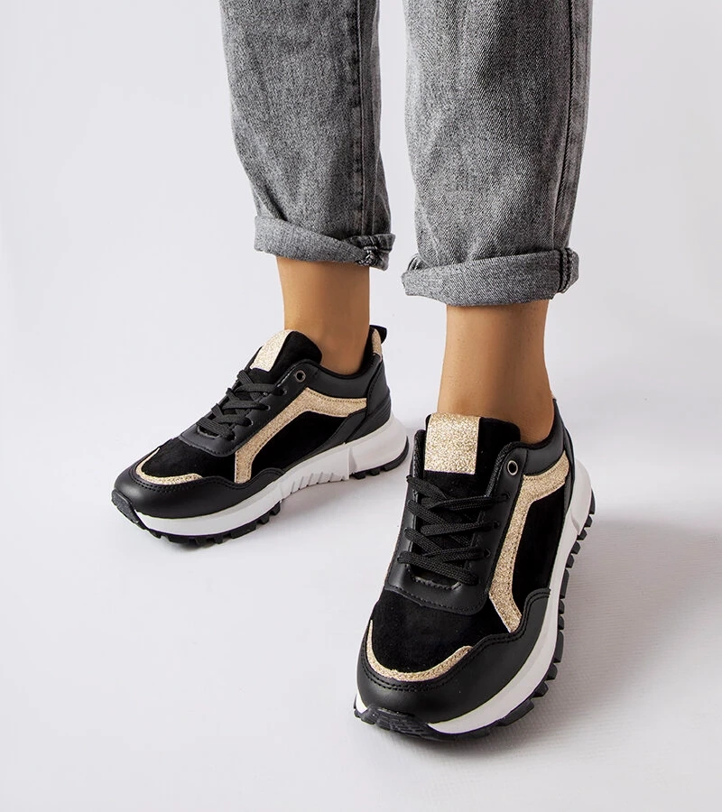 Adidași negri cu ornament cu sclipici de Busso