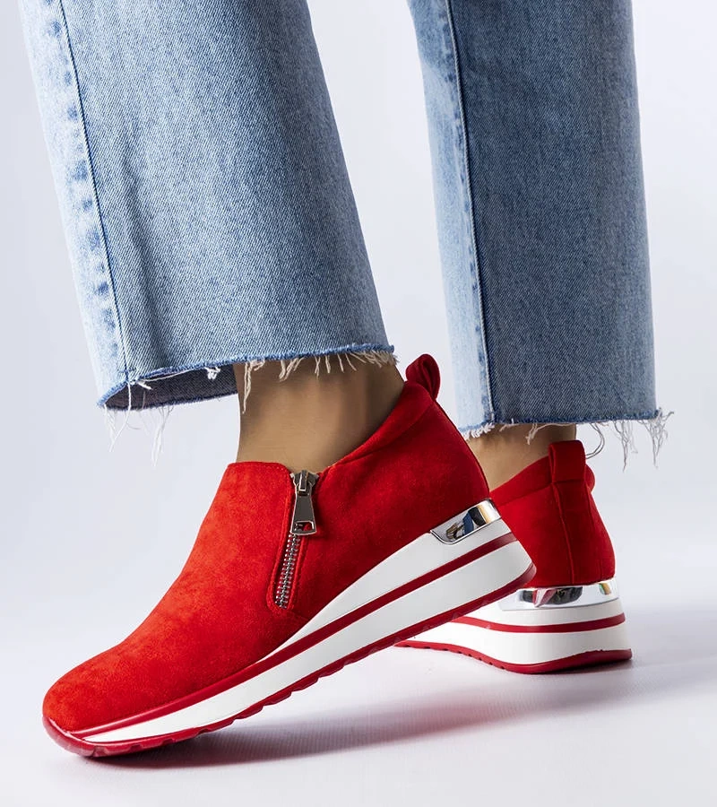 Adidași roșii cu tocuri Létourneau