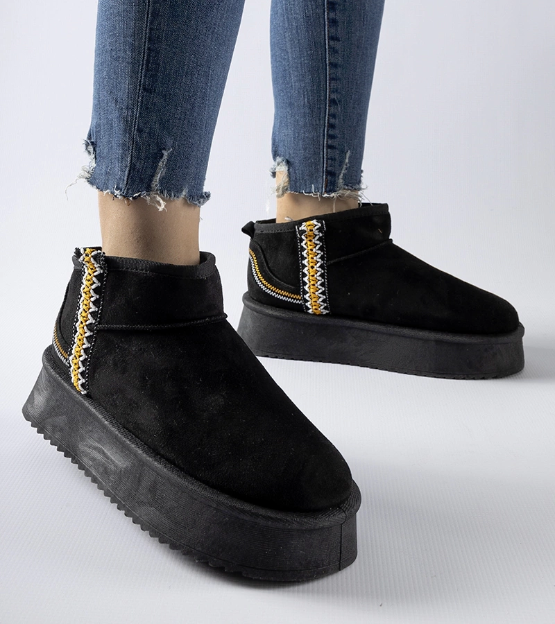 Cizme de zăpadă negre pe platformă Scavi