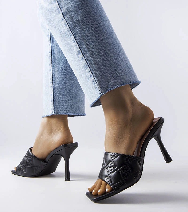 Șlapi cu toc Cambrina eleganți de culoare neagră