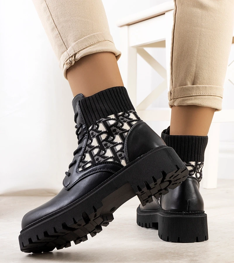 Cizme negre cu partea superioară elastică Giganti