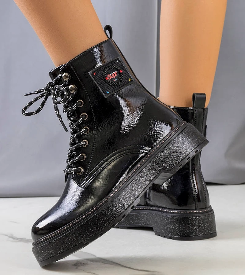 Cizme de trapper lăcuite negre de la Firenz