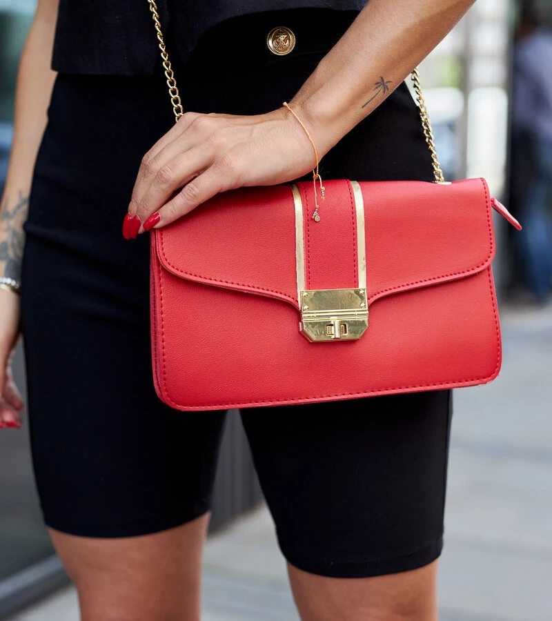 Geanta roșie de umăr cu lanț Elmia