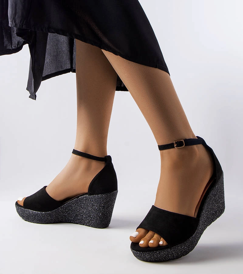 Sandale negre cu platformă Allis