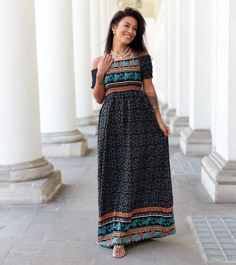 Rochie neagră cu model de Iadanza