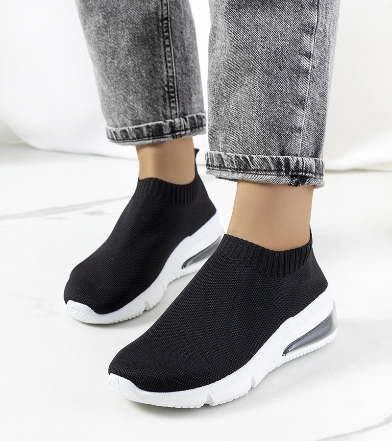 Adidași negri Trudy