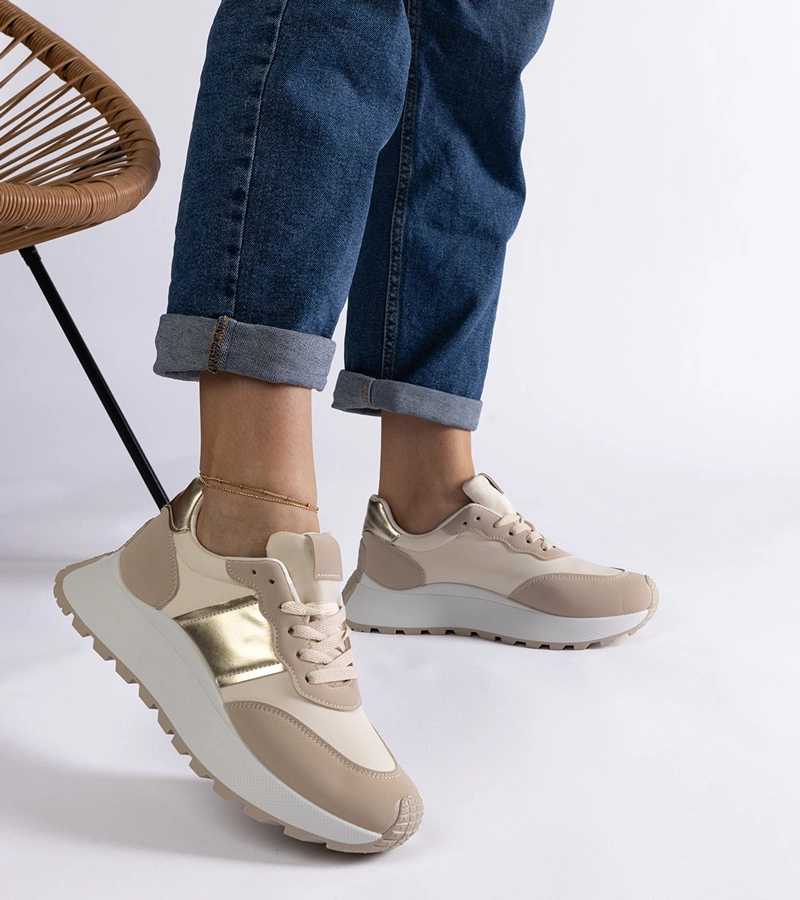 Adidași bej pe platformă Cremorna