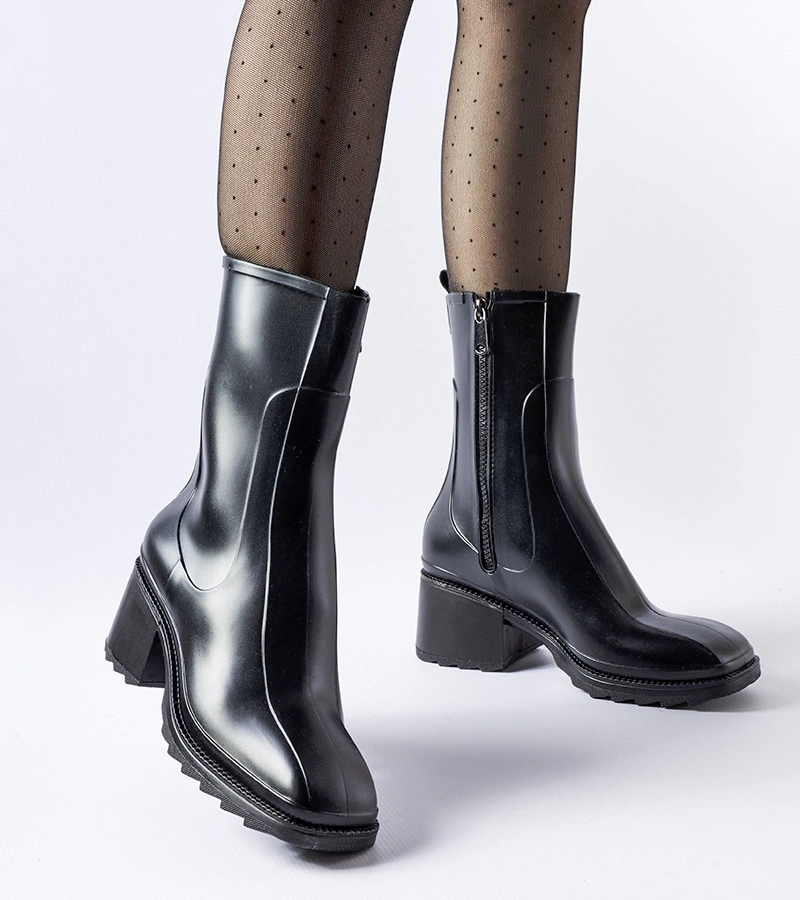 Cizme negre cu fermoar pe toc Maggiore