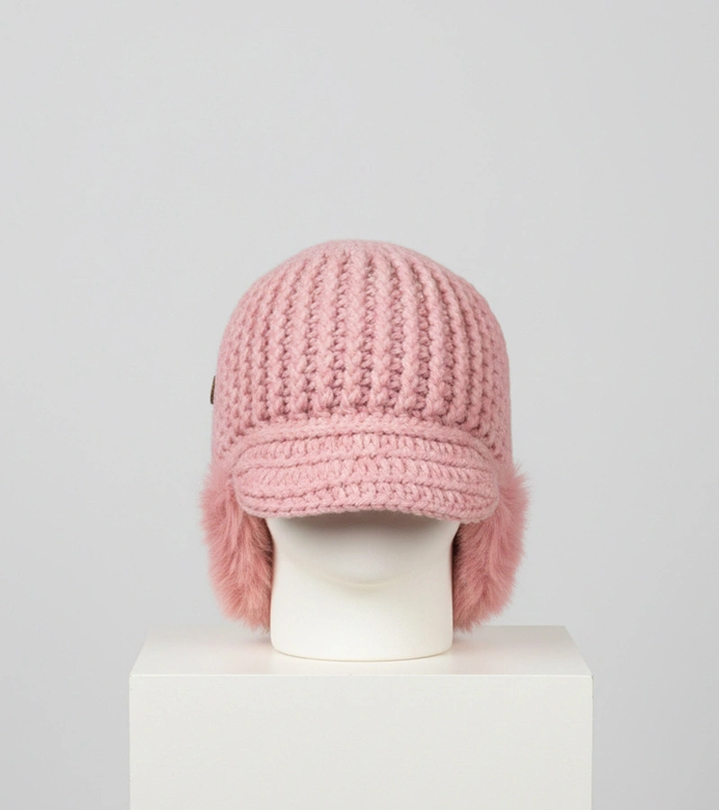 Șapcă albă cu antifoane pentru urechi Zora