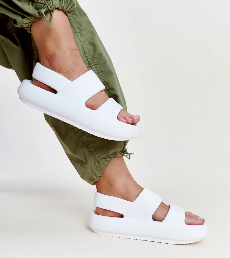 Sandale albe Attiana