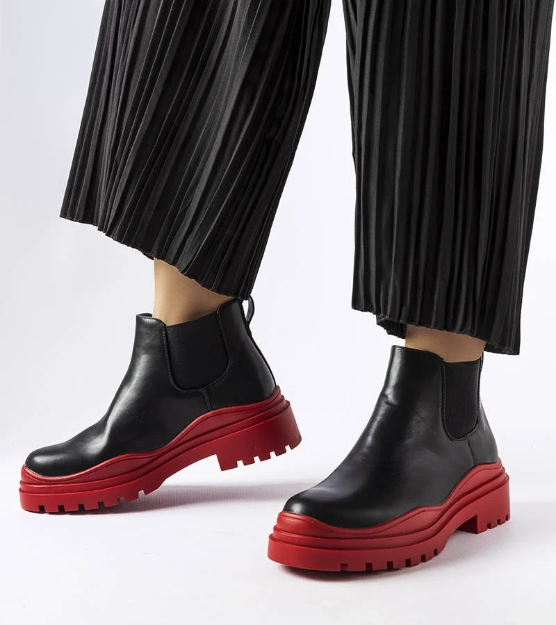 Cizme negre cu platformă colorată Marinone