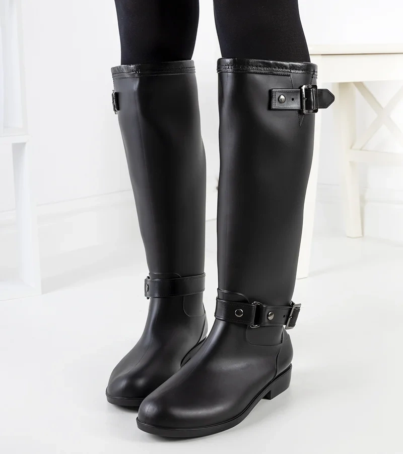 Cizme negre cu lacăt roșu Porter