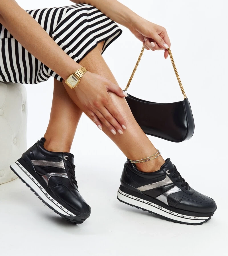 Adidași negri Mehari cu talpă înaltă